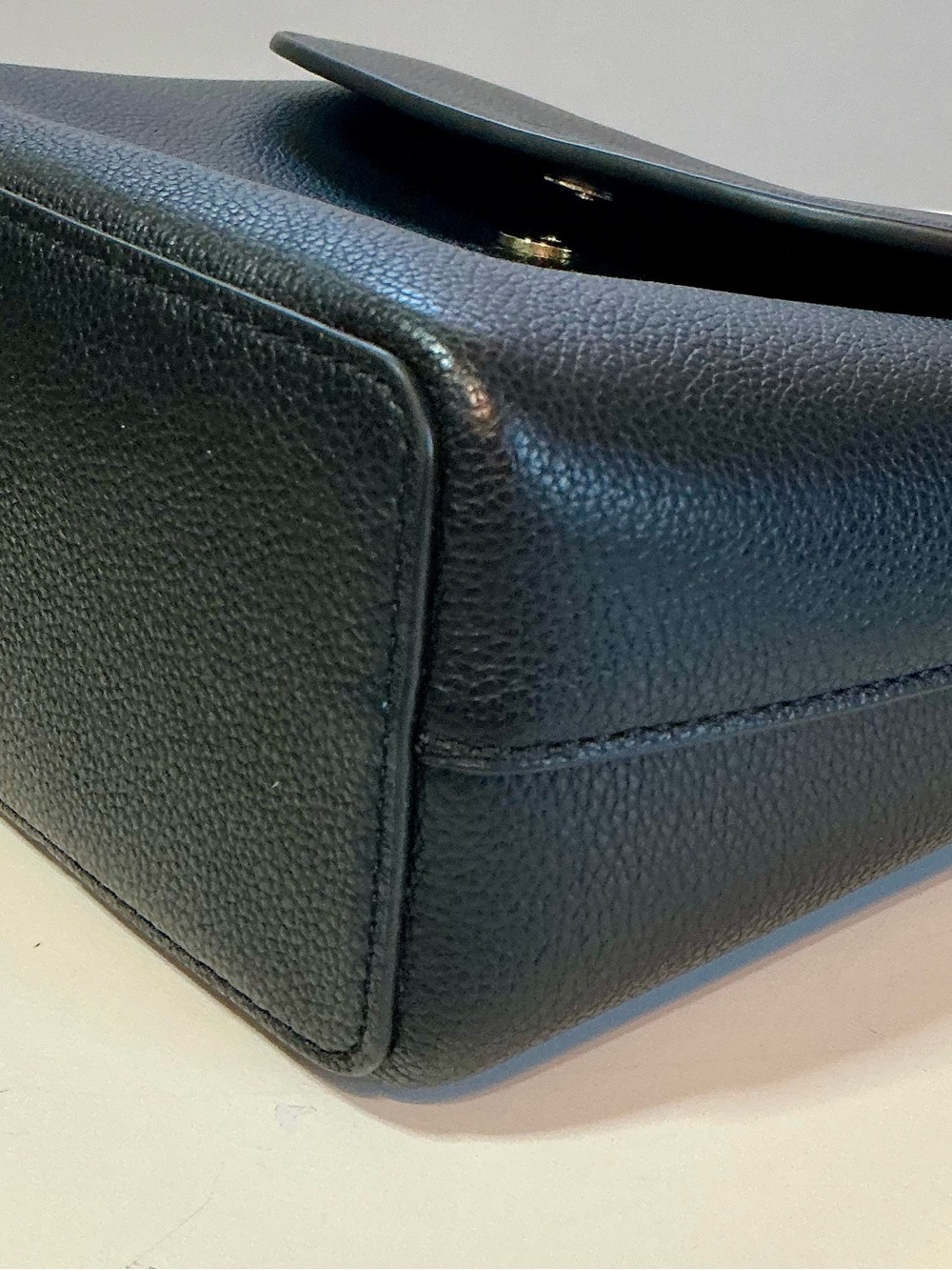 Kate Spade Emmie Flap Crossbody Black Pebbled Leather Retail $299 - Picture 14 of 16